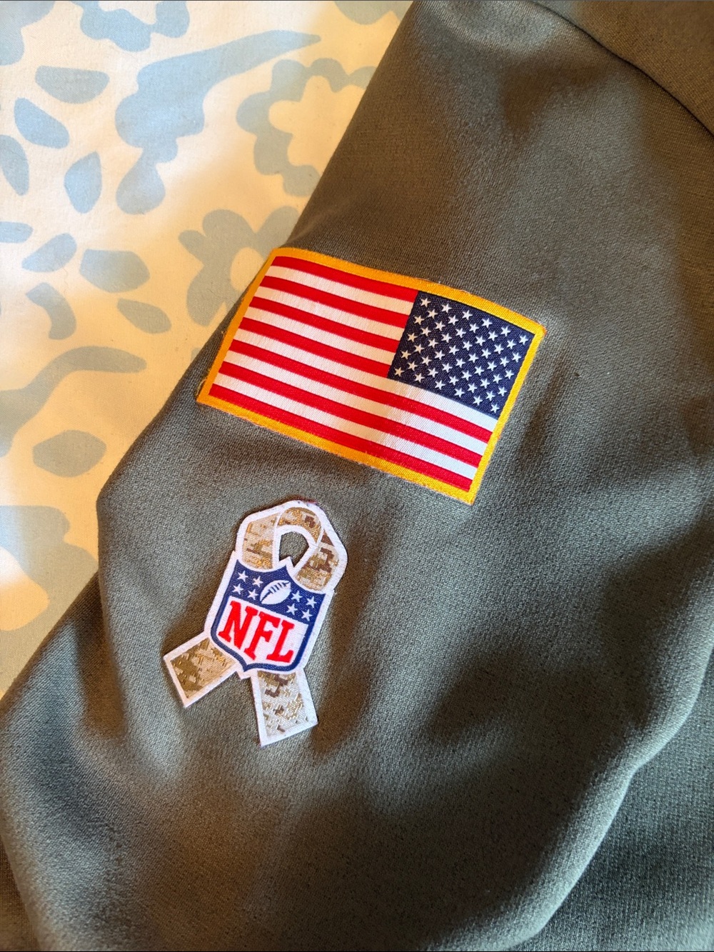 Dallas Cowboys salute to service Hoodie - Picture 3 of 6